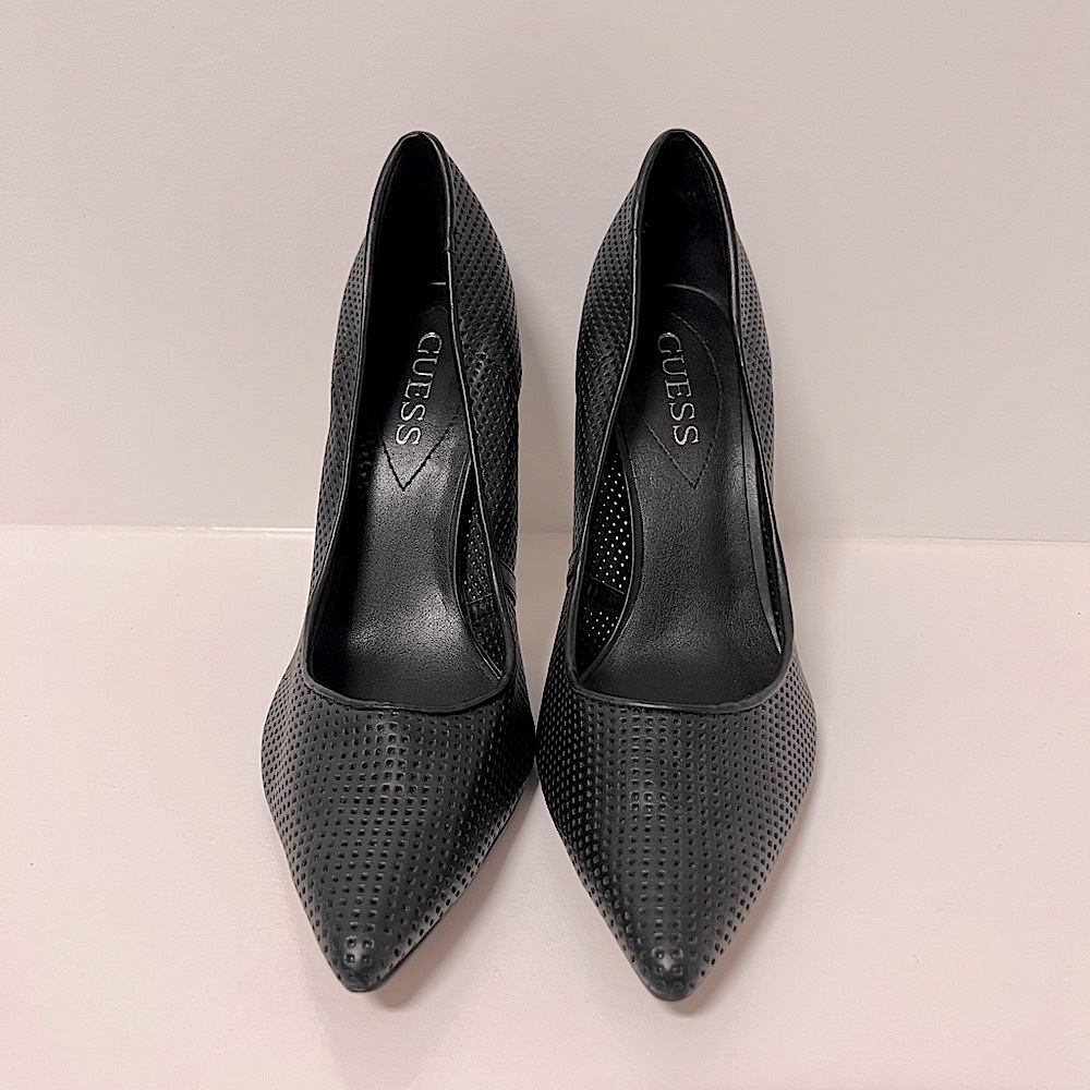 GUESS Pointed Toe Heels Lightly Worn - Ready for a Night Out!